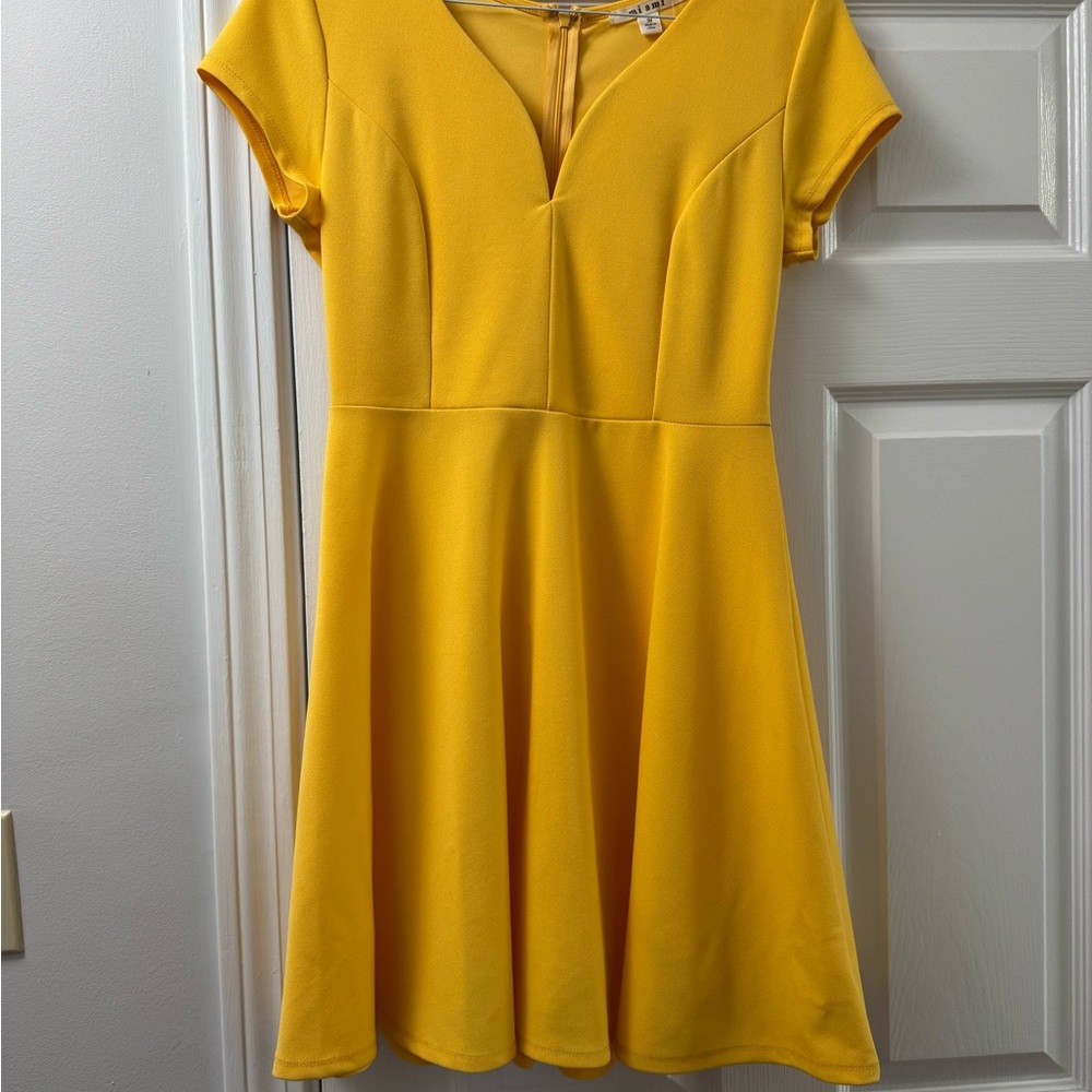 Elegant Yellow Dress